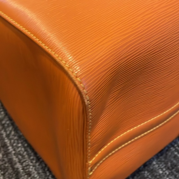 Louis Vuitton Epi Keep All 45 - Picture 11 of 14